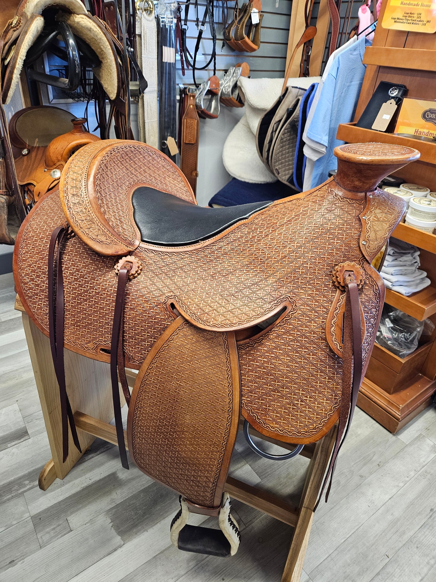 Wade Consignment Saddle