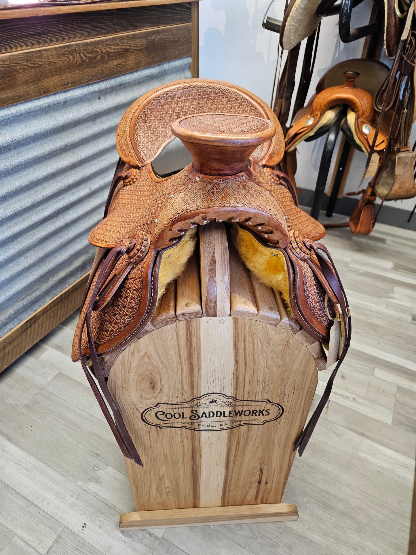 Wade Consignment Saddle