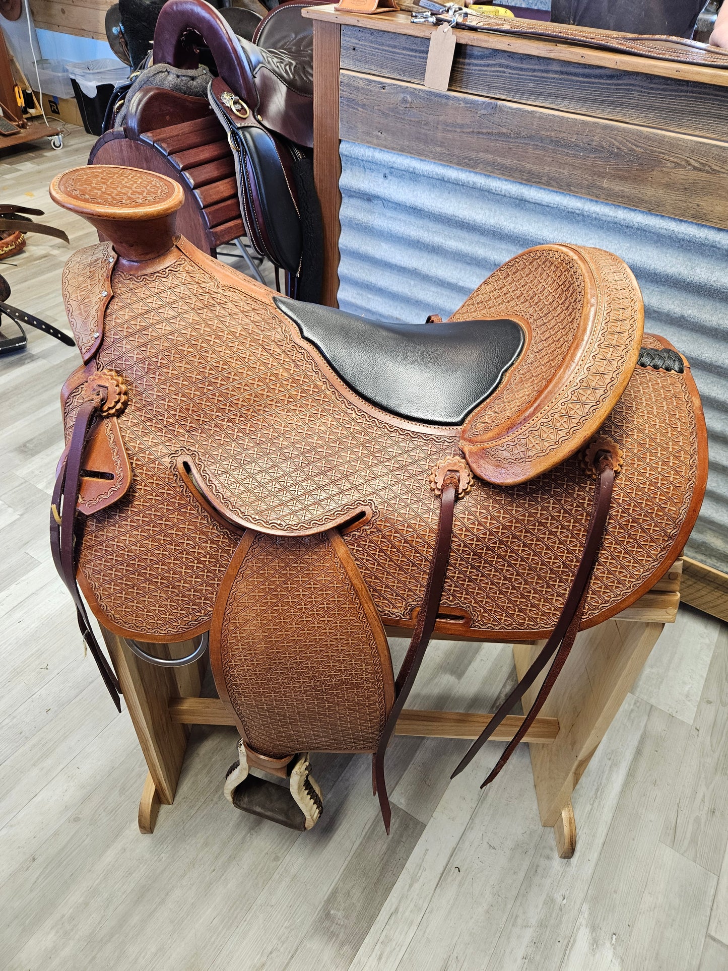 Wade Consignment Saddle