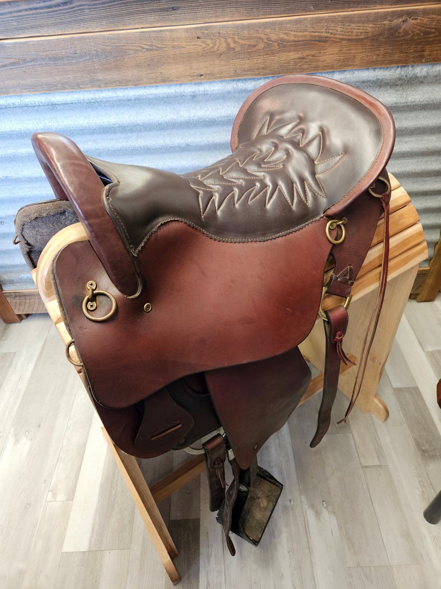 Tucker Consignment Saddle